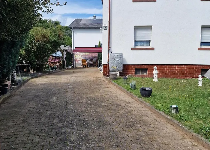 Dietlinds * Ober-Nauses